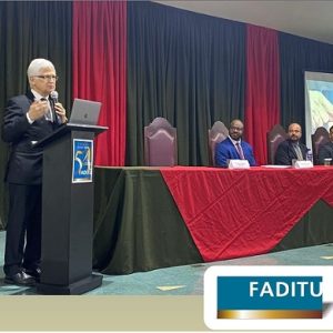 FADITU recebe desembargador para aula magna